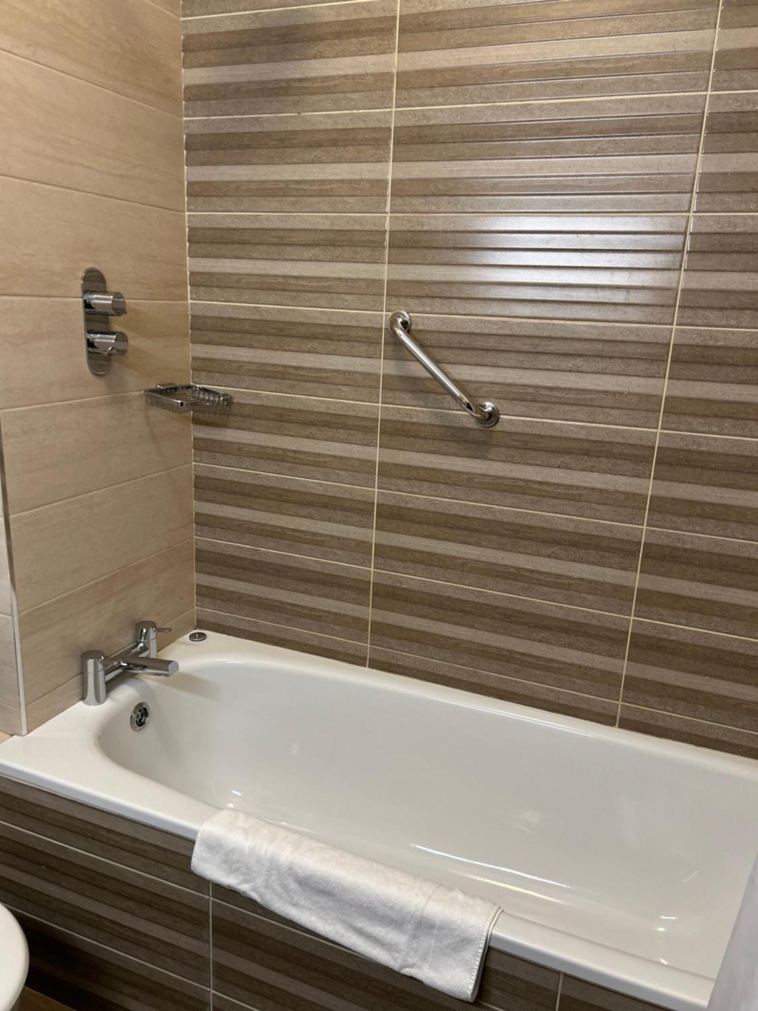 Aherlow House Hotel & Lodges Ngoại thất bức ảnh